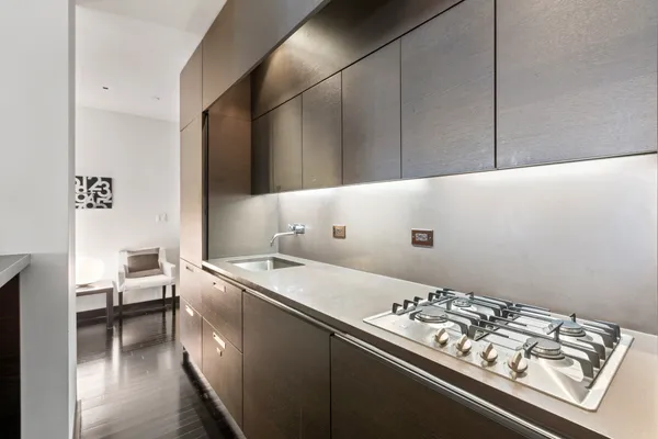 $1,150,000 | 20 Pine Street, Unit 1806 | Financial District