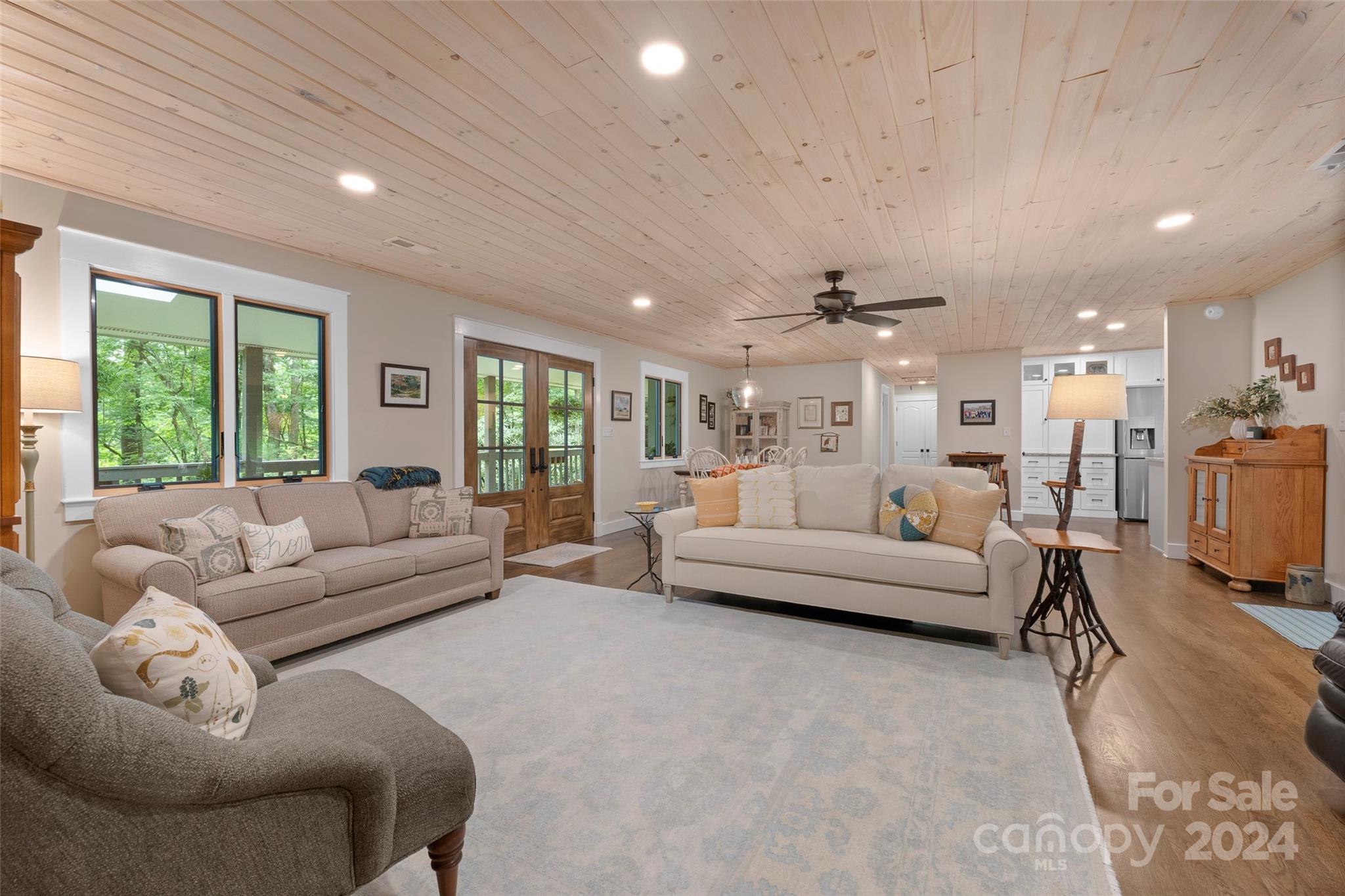 1367 Cardinal Road Brevard, NC 28712 - Photo 11 of 46 Gallery Image 11