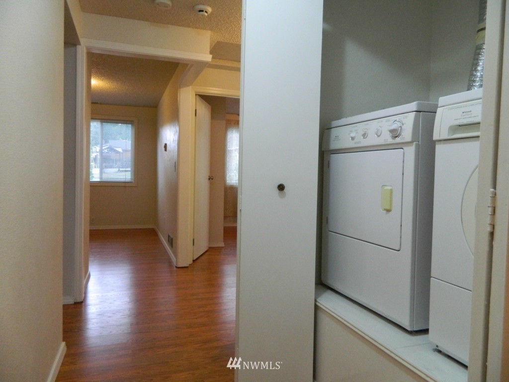 14601 Southeast 195th Place Renton, WA 98058 - Photo 12 of 19 Gallery Image 12