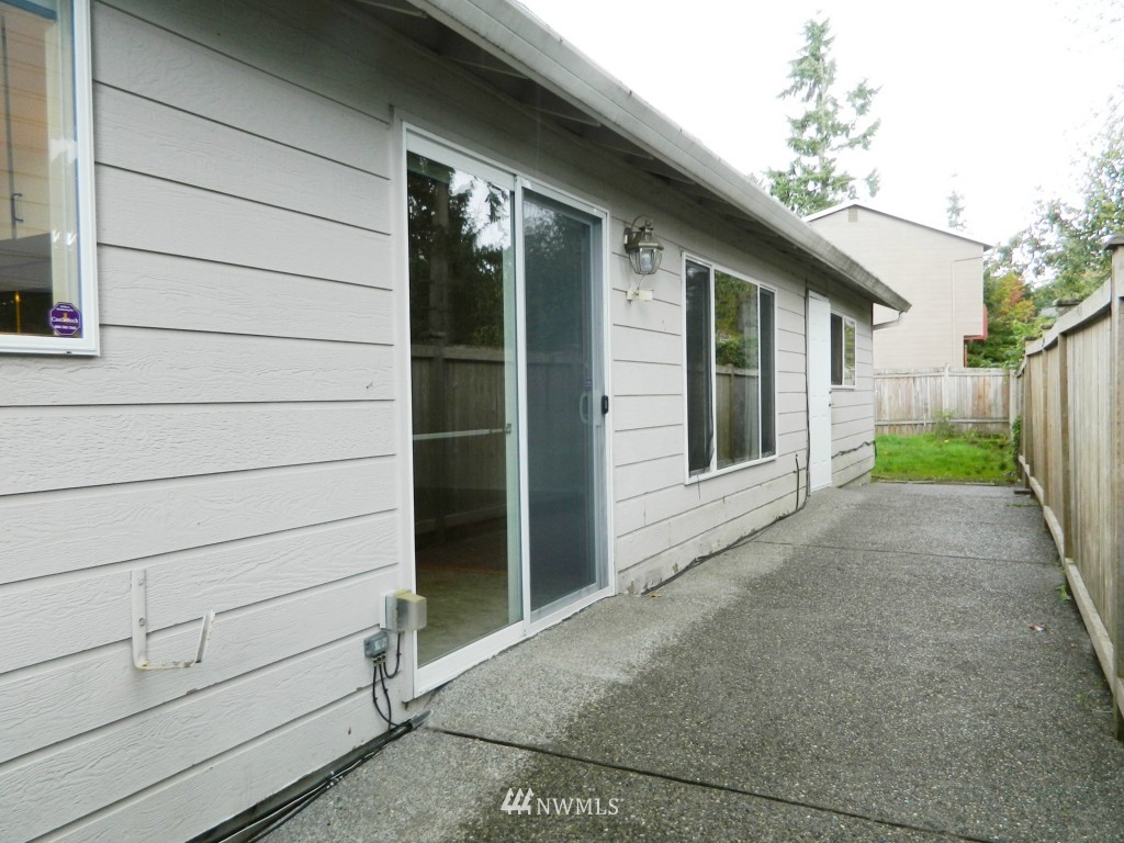 14601 Southeast 195th Place Renton, WA 98058 - Photo 17 of 19 Gallery Image 17