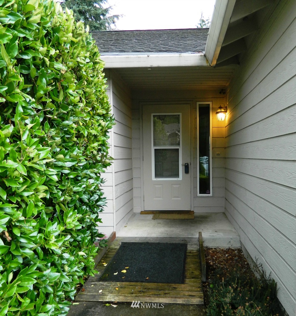 14601 Southeast 195th Place Renton, WA 98058 - Photo 4 of 19 Gallery Image 4