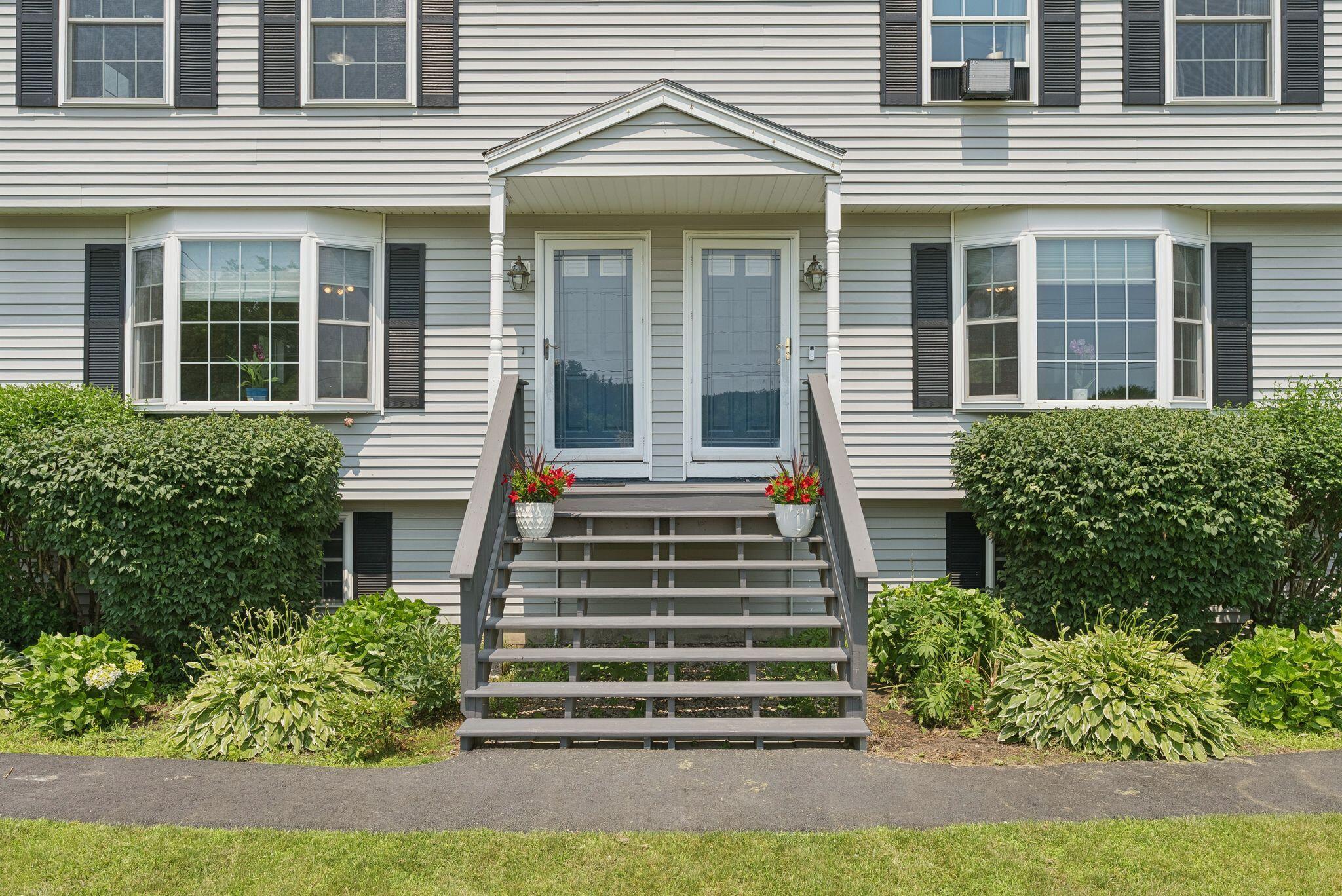 19 Straw Road Gorham, ME 04038 - Photo 2 of 67 mls_DSC08244