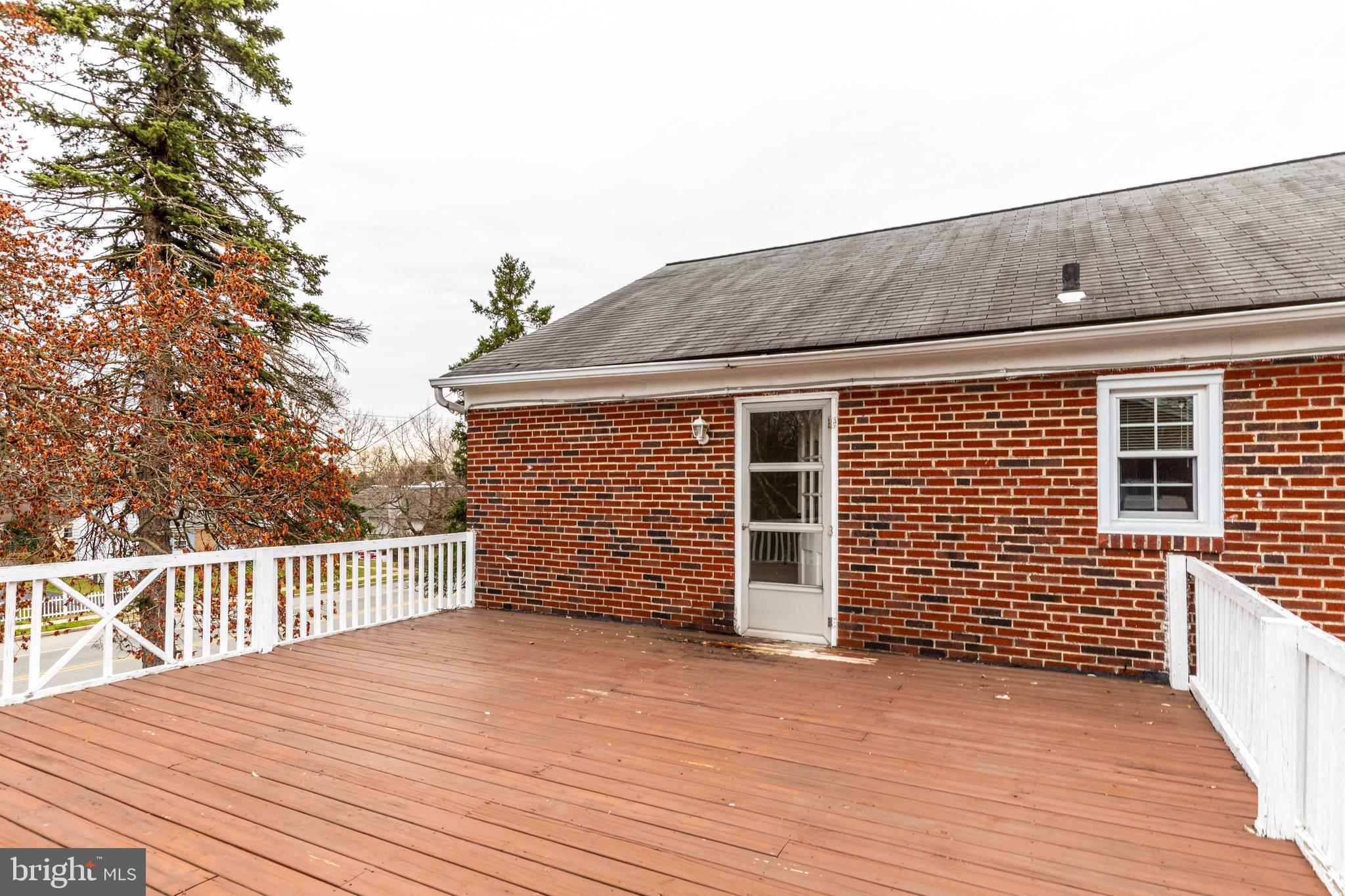 1100 Coventry Road Cheltenham, PA 19012 - Photo 18 of 35 Deck off Bdr1