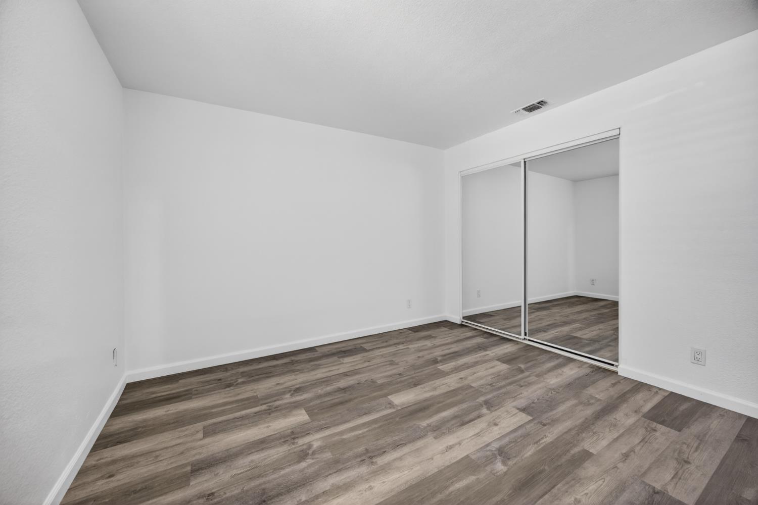 6239 Riverside Boulevard, Unit 2 Sacramento, CA 95831 - Photo 19 of 42