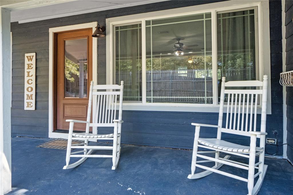 7130 Briar Road Azle, TX 76020 - Photo 3 of 37 a porch with a chair