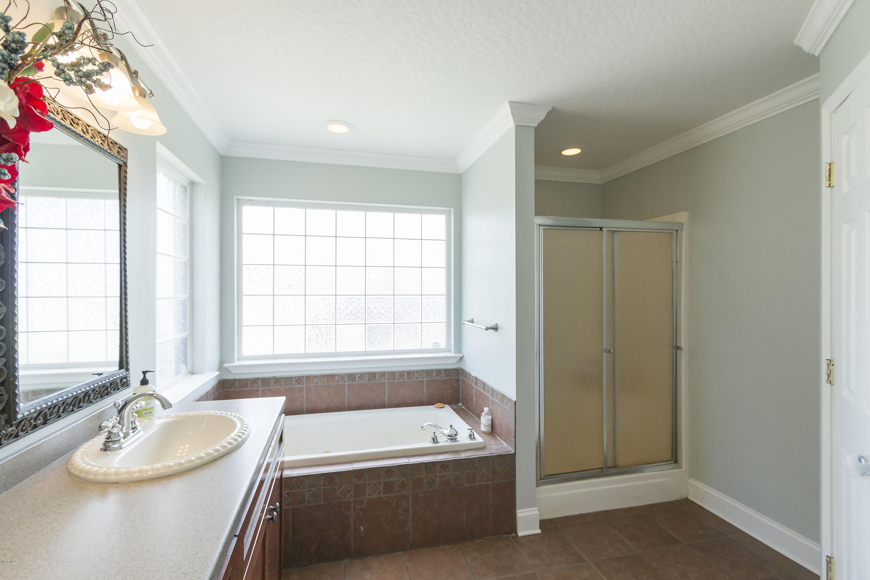 5017 Remington Road Moss Point, MS 39562 - Photo 13 of 23 14 Mstr Bth2