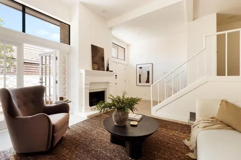 $1,349,000 | 4616 Glencoe Avenue, Unit 5, Marina del Rey, CA 90292