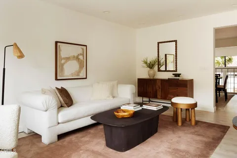 $1,349,000 | 4616 Glencoe Avenue, Unit 5, Marina del Rey, CA 90292