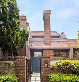 $1,349,000 | 4616 Glencoe Avenue, Unit 5, Marina del Rey, CA 90292