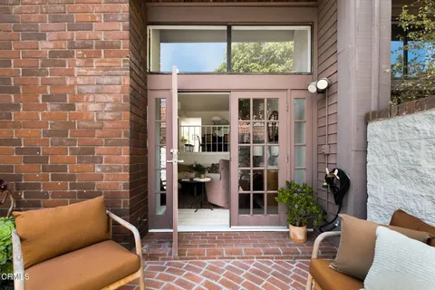 $1,349,000 | 4616 Glencoe Avenue, Unit 5, Marina del Rey, CA 90292
