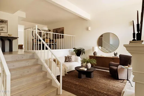 $1,349,000 | 4616 Glencoe Avenue, Unit 5, Marina del Rey, CA 90292