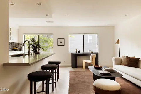$1,349,000 | 4616 Glencoe Avenue, Unit 5, Marina del Rey, CA 90292