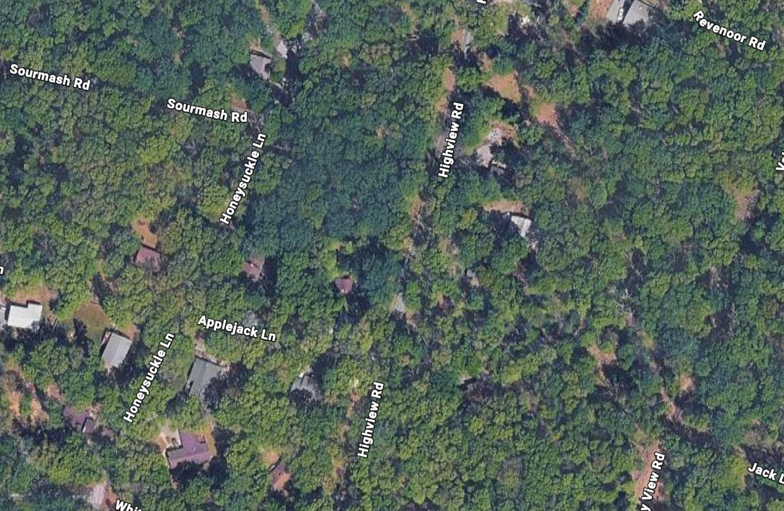 Paved roads lead almost the whole way to the lot!