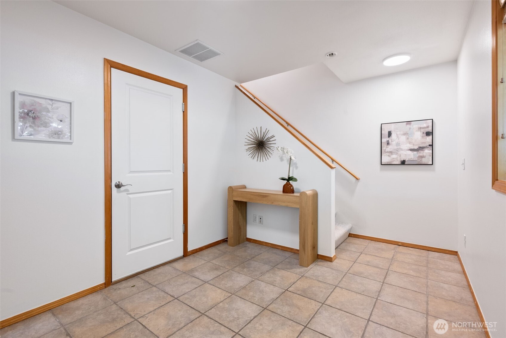1619 South Weller Street, Unit A Seattle, WA 98144 - Photo 4 of 29