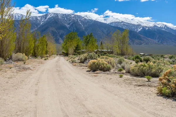 $525,000 | 25020 Highway 6, Benton, CA 93514