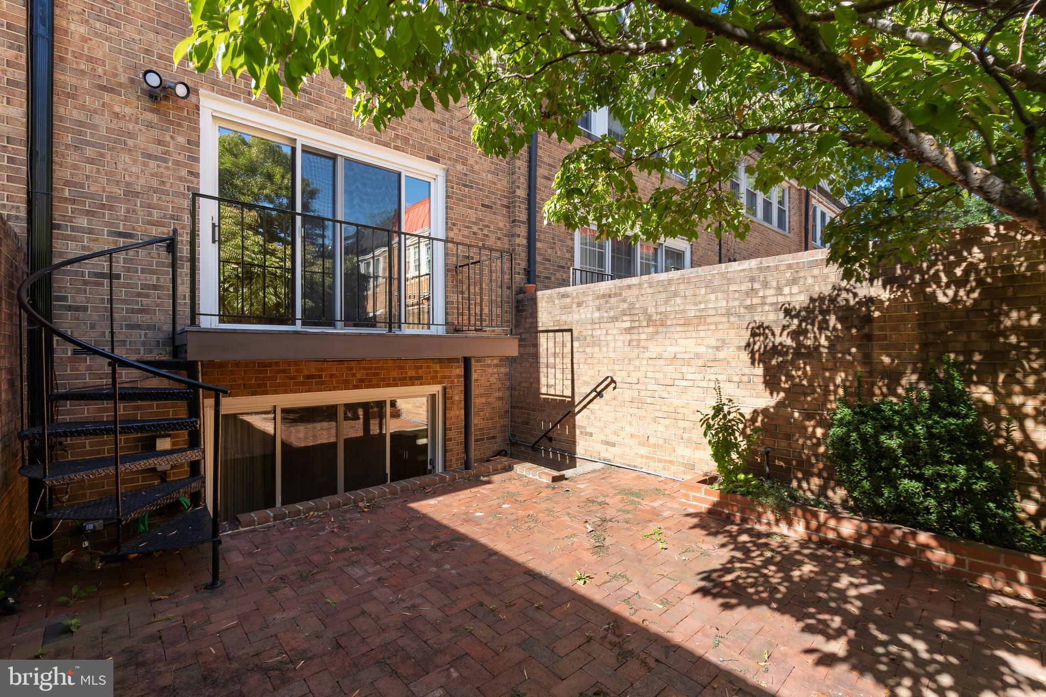 706 6th Street Southwest Washington, DC 20024 - Photo 12 of 39 front view of a house with a yard