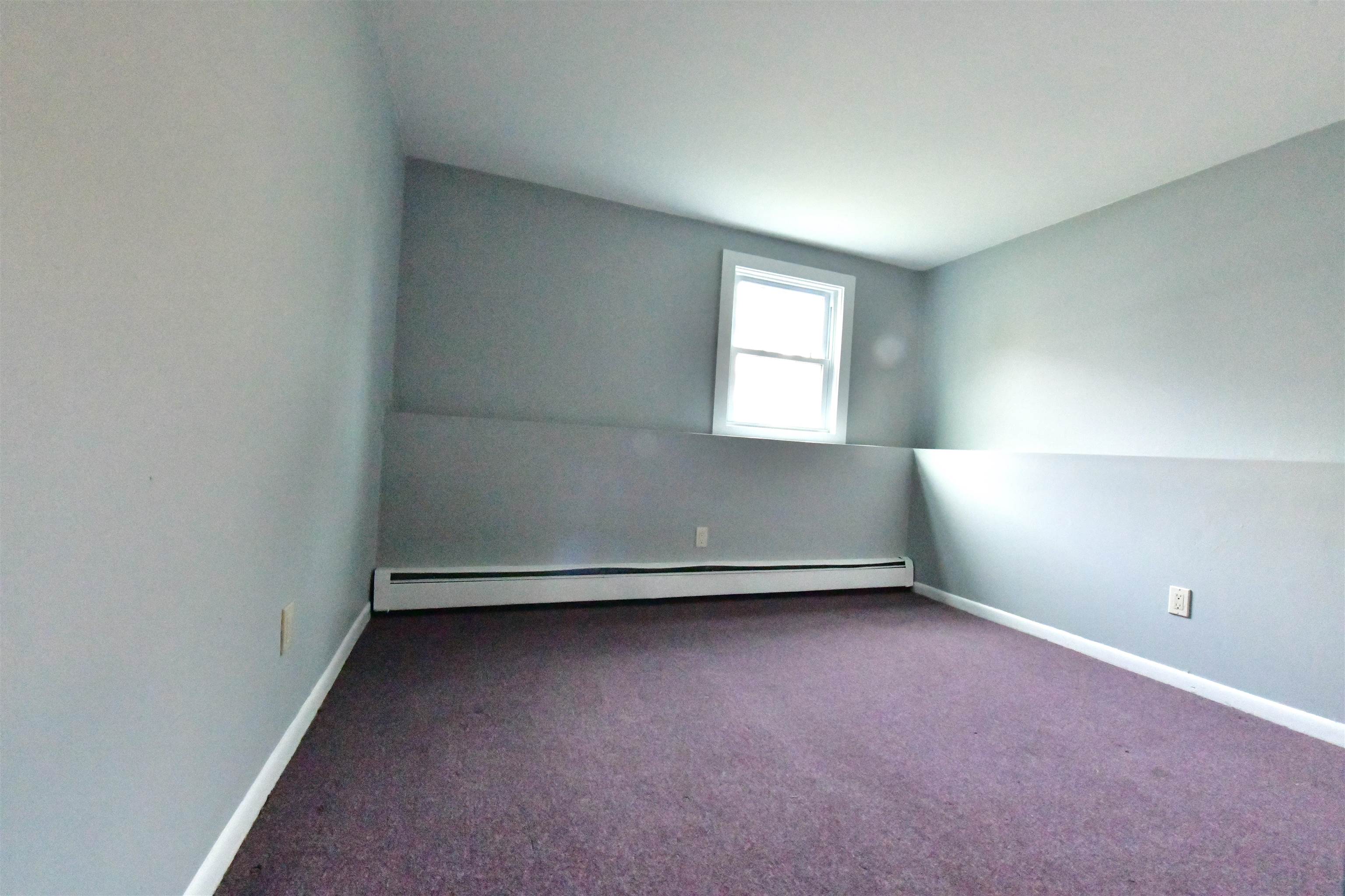 265 Grove Street Manchester, NH 03103 - Photo 11 of 17 Gallery Image 11
