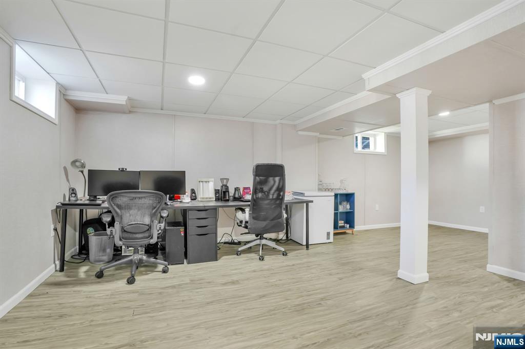 687 Lancaster Road Ridgefield, NJ 07657 - Photo 17 of 24