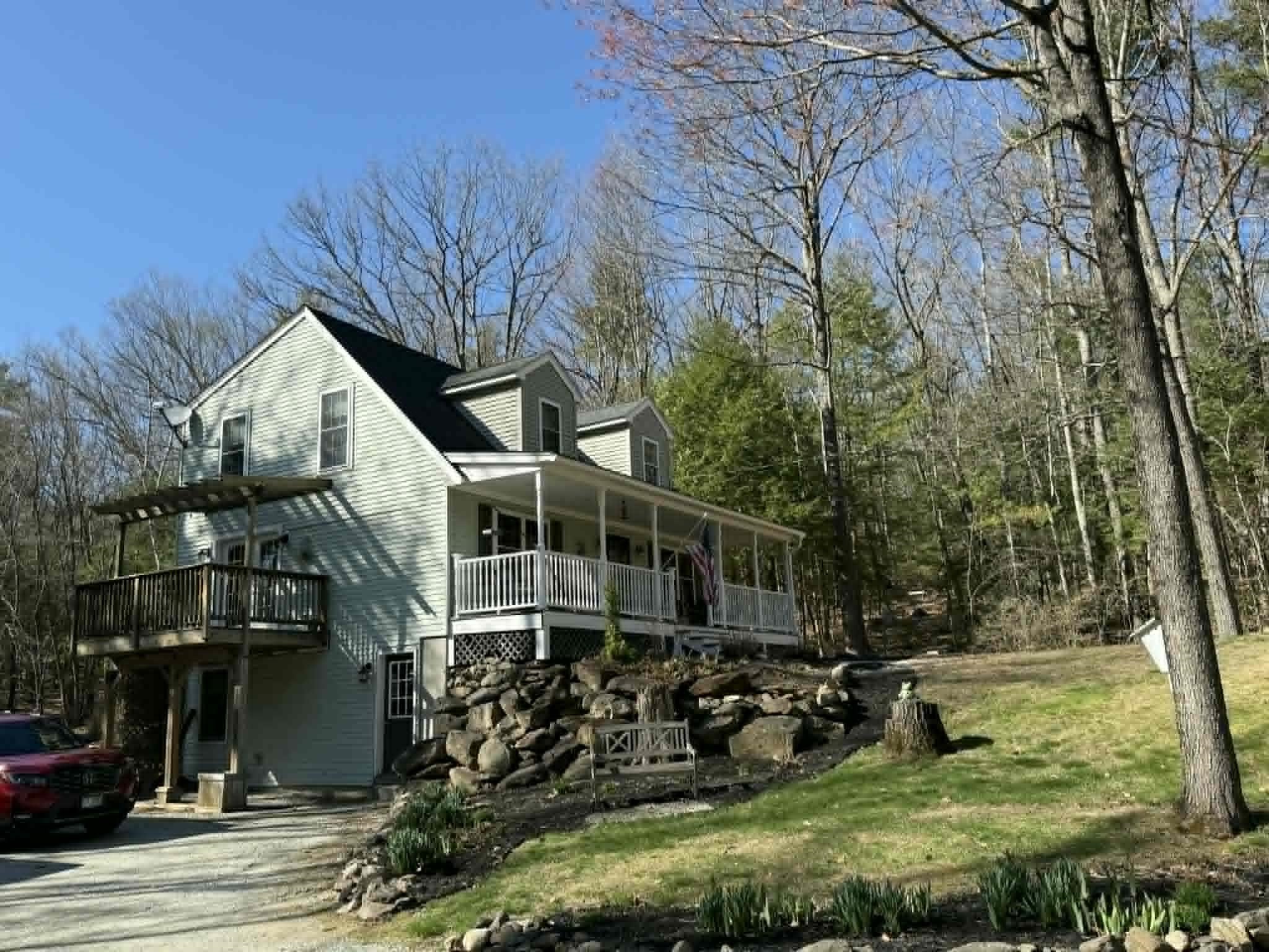 1071 Montalona Road Dunbarton, NH 03046 - Photo 8 of 35 Gallery Image 8