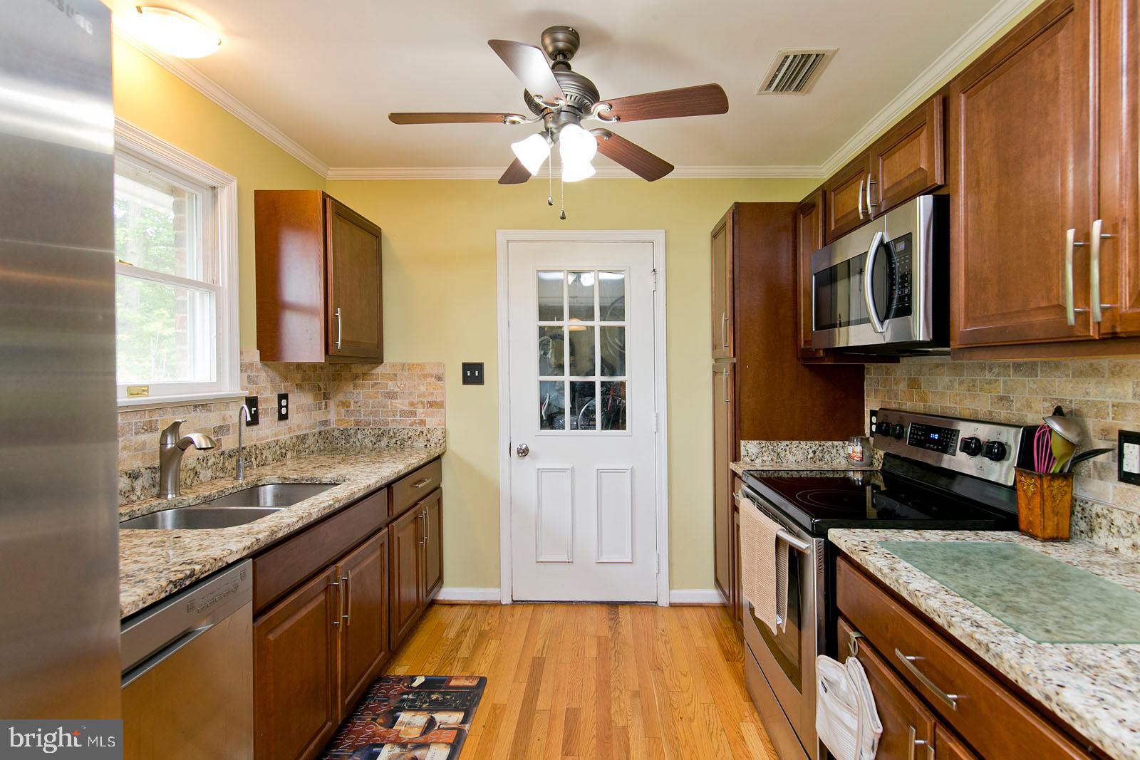 113 Stonebrook Road Winchester, VA 22602 - Photo 7 of 43 Gallery Image 7
