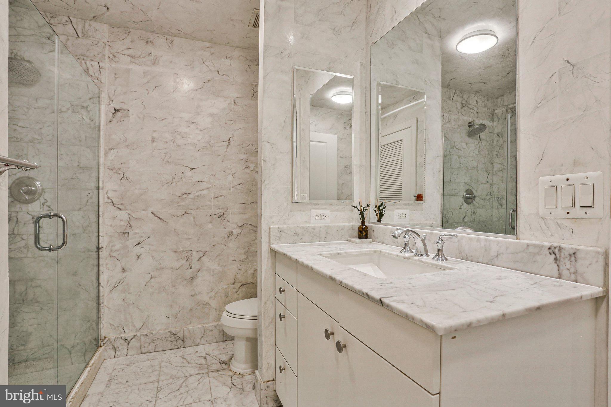 2425 L Street Northwest, Unit 211 Washington, DC 20037 - Photo 16 of 26