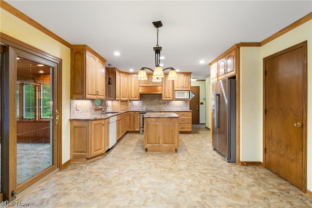 4129 Bramshaw Road Northwest Canton, OH 44718 - Photo 15 of 44 Gallery Image 15