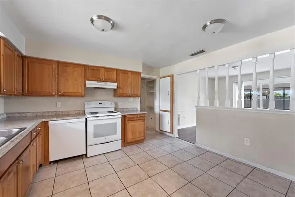 $250,000 | 2713 Greenfield Avenue, Orlando, FL 32808