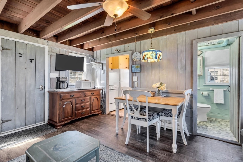 12 Van Duzer Road, Unit 8 Barnstable, MA 02675 - Photo 9 of 40
