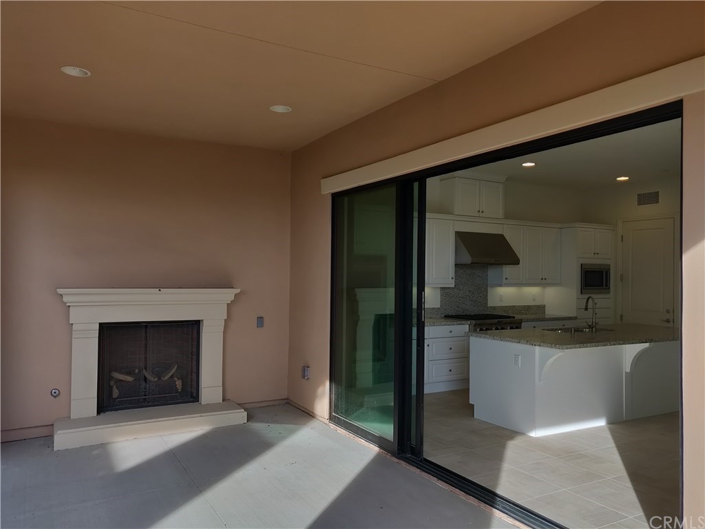 27 Lark Lake Forest, CA 92630 - Photo 5 of 12