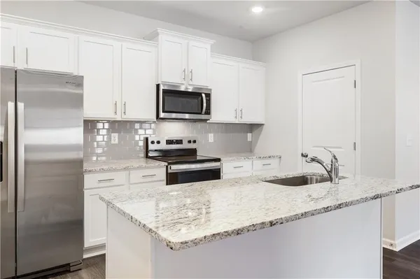 $299,900 | 403 Whitehorse Way, Unit 41, Conyers, GA 30094