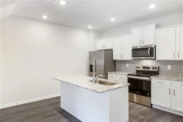 $299,900 | 403 Whitehorse Way, Unit 41, Conyers, GA 30094