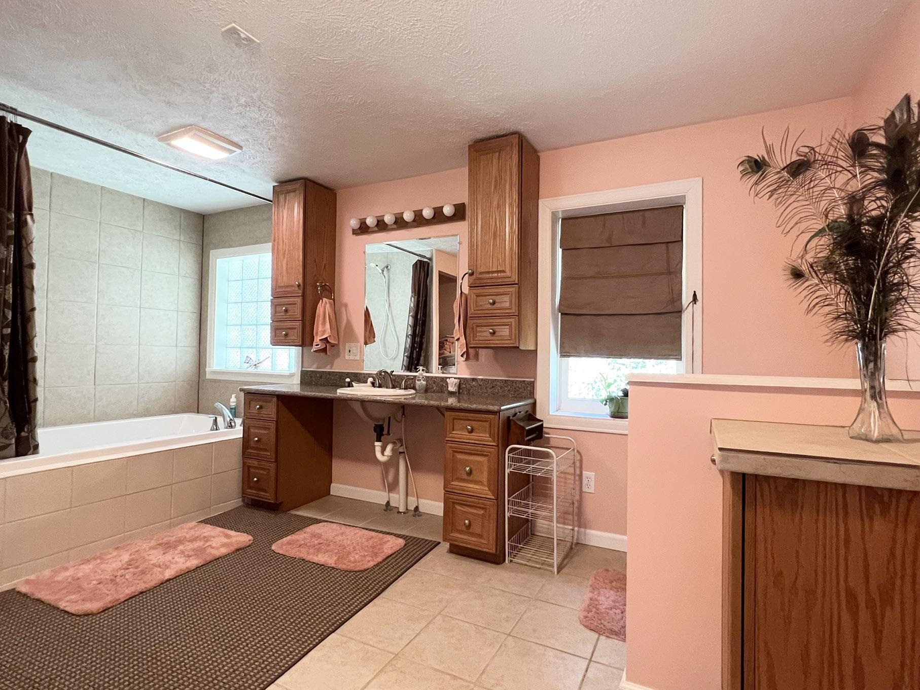 4660 South Wheeler Road Maple City, MI 49664 - Photo 10 of 26 1903735-9.JPG