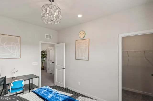 $699,900 | 225 Lehigh Drive, Winchester, VA 22602