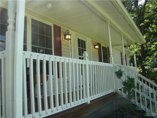 1536 Pine Field Road Stroudsburg, PA 18360 - Photo 2 of 13 Gallery Image 2