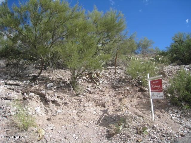5060 North Summit Ridge Road Tucson, AZ 85750 - Photo 4 of 6