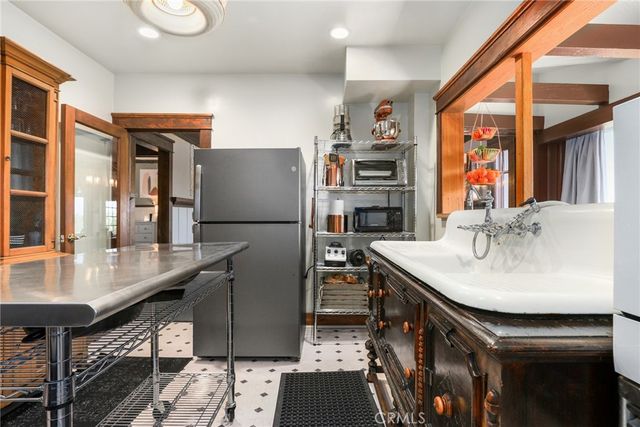 $1,021,000 | 401 South Cabrillo Avenue, San Pedro, CA 90731