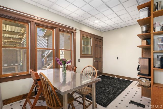 $1,021,000 | 401 South Cabrillo Avenue, San Pedro, CA 90731