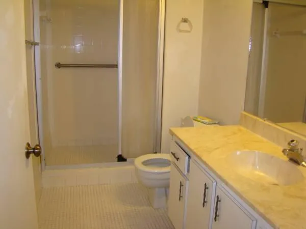 $1,600 | 370 Northwest 76th Avenue, Unit 104, Margate, FL 33063