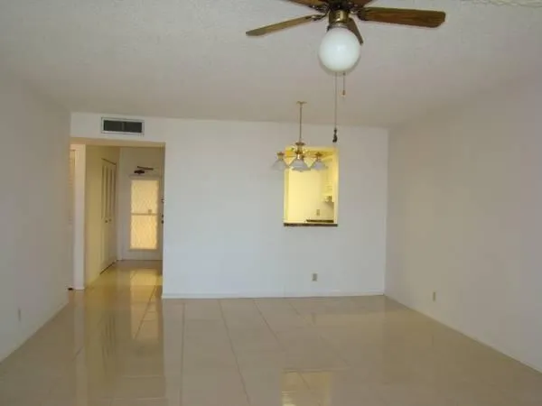 $1,500 | 370 Northwest 76th Avenue, Unit 104, Margate, FL 33063