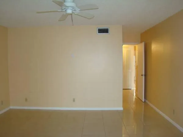 $1,600 | 370 Northwest 76th Avenue, Unit 104, Margate, FL 33063