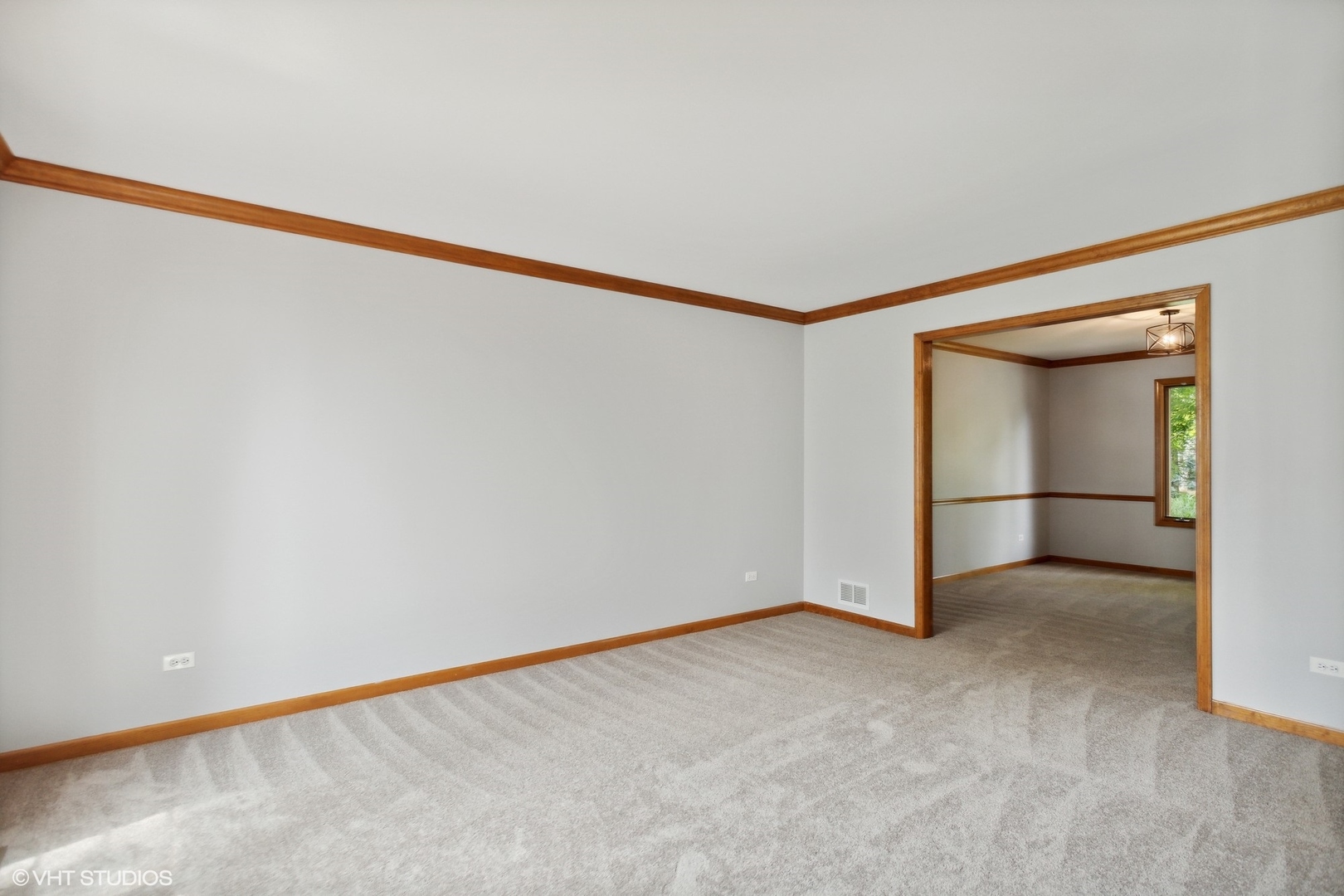 2772 Freeland Circle Naperville, IL 60564 - Photo 4 of 33 a view of an empty room