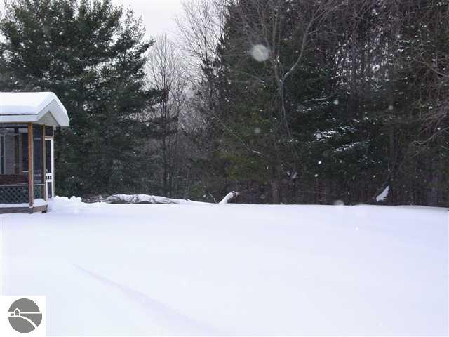 4679 North 27 Road Mesick, MI 49668 - Photo 19 of 25 1723527-18.JPG
