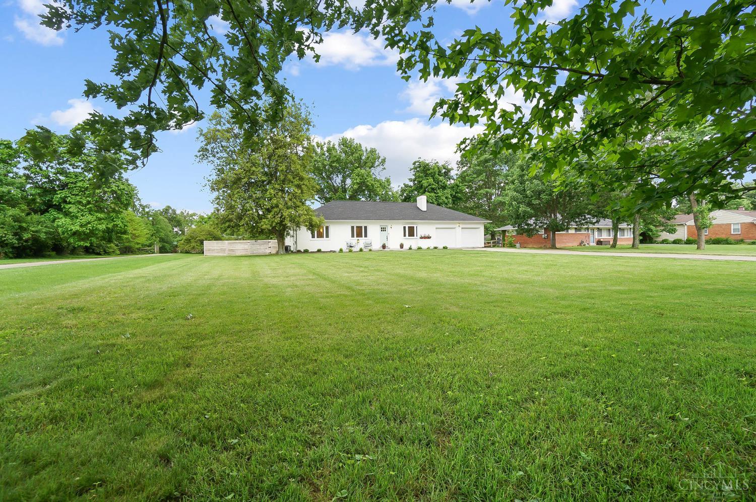 8203 Forest Road Cincinnati, OH 45255 - Photo 6 of 71