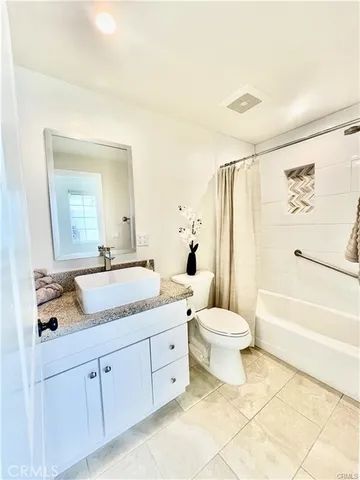 $2,000 | 5709 Jamieson Avenue, Encino, CA 91316