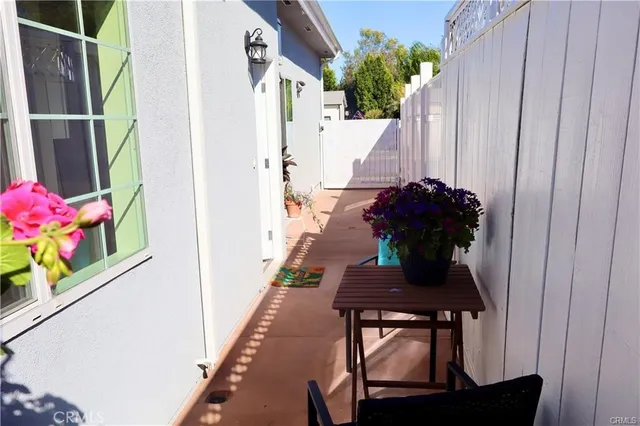 $2,000 | 5709 Jamieson Avenue, Encino, CA 91316