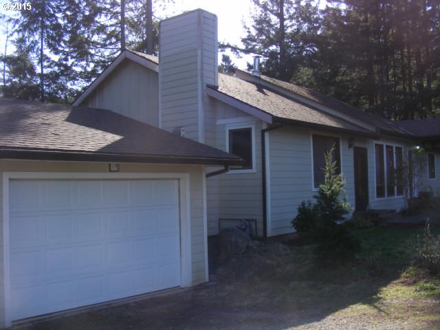 91 Glur Road Carson, WA 98610 - Photo 15 of 16 Garage