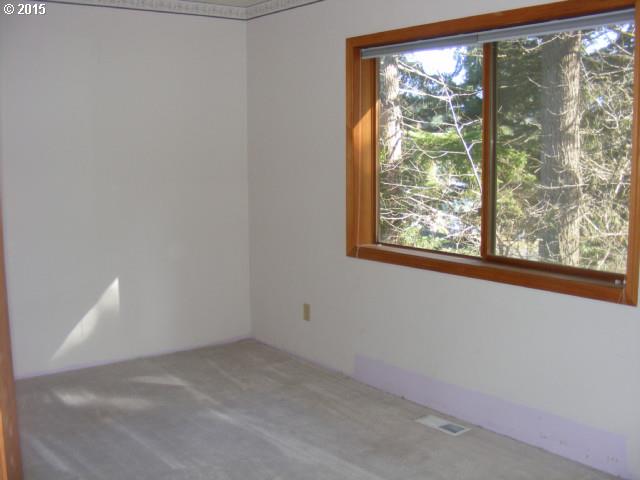 91 Glur Road Carson, WA 98610 - Photo 8 of 16 Bedroom