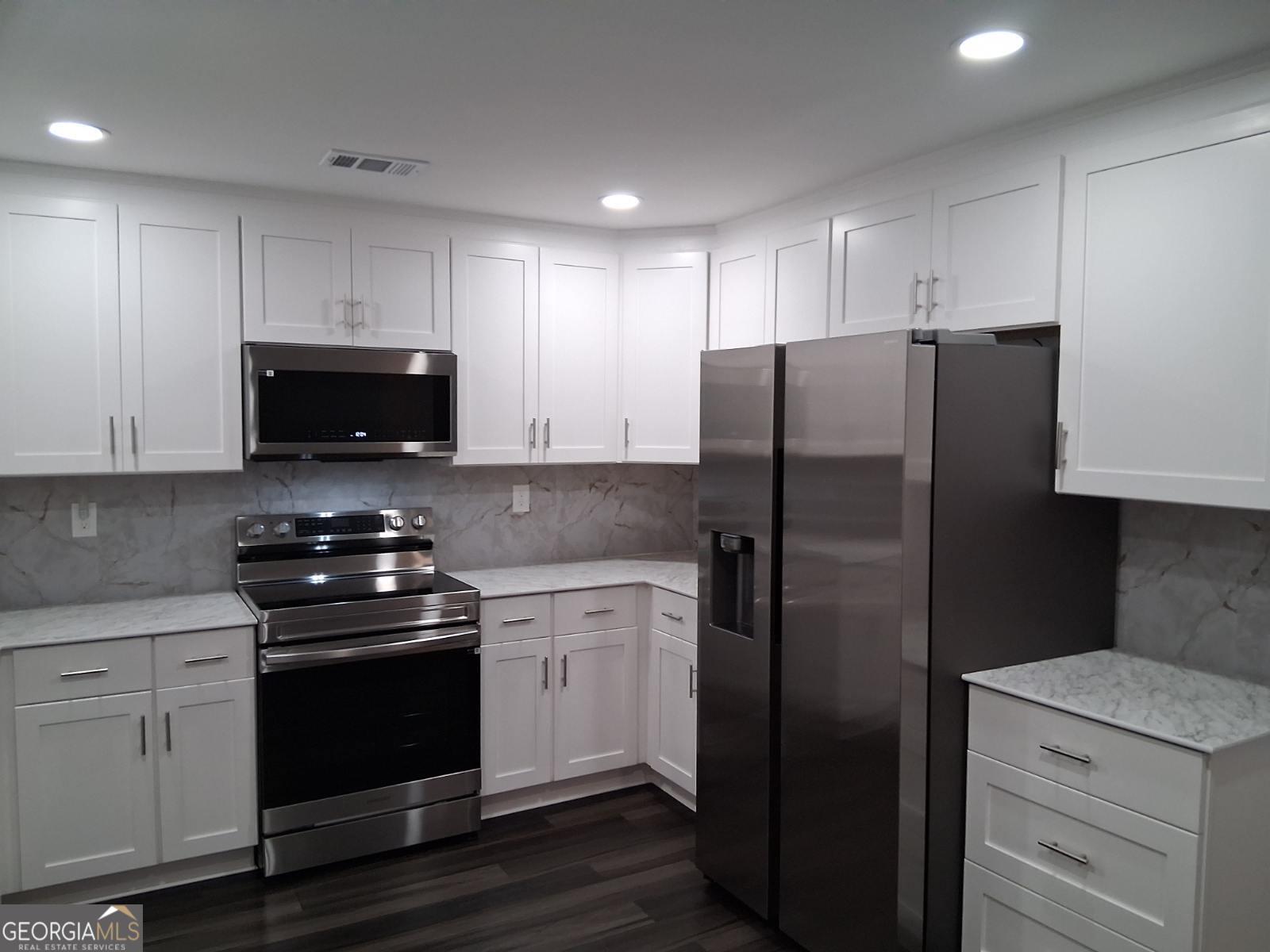 6599 Highway 42 Forsyth, GA 31029 - Photo 38 of 42