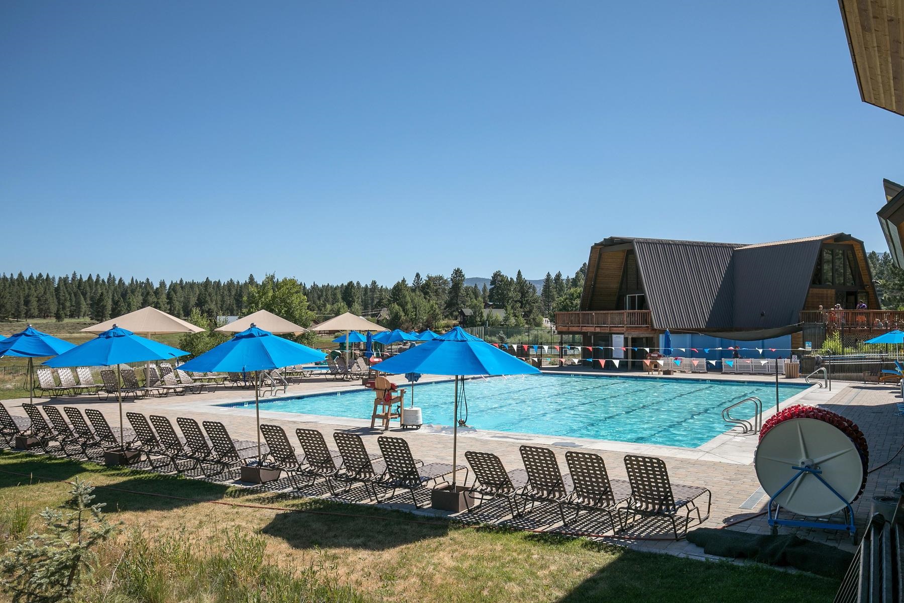 10806 Manchester Drive Truckee, CA 96161 - Photo 26 of 28 a view of swimming pool with outdoor seating and yard
