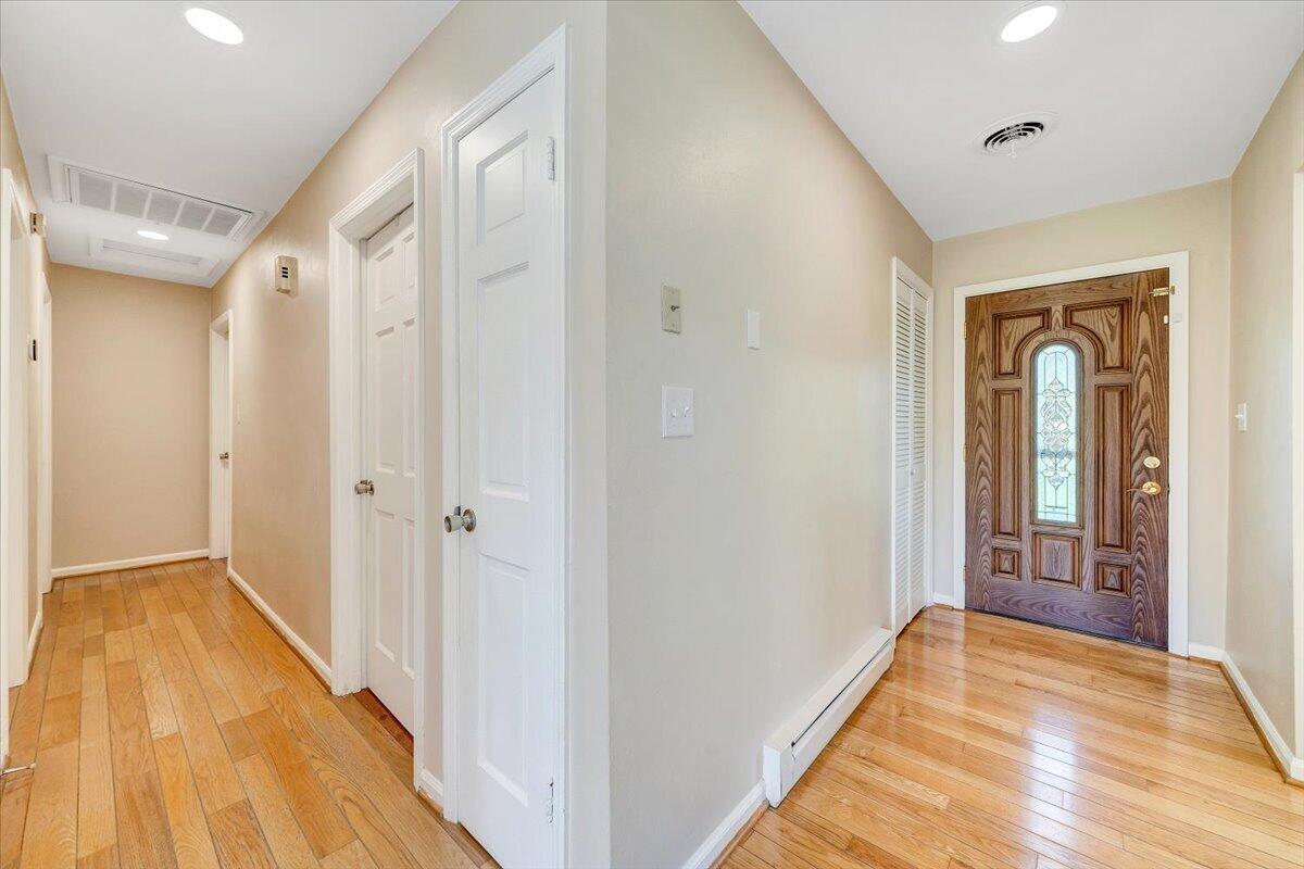 930 Farmington Road Hardy, VA 24101 - Photo 13 of 77 13-MIB07879